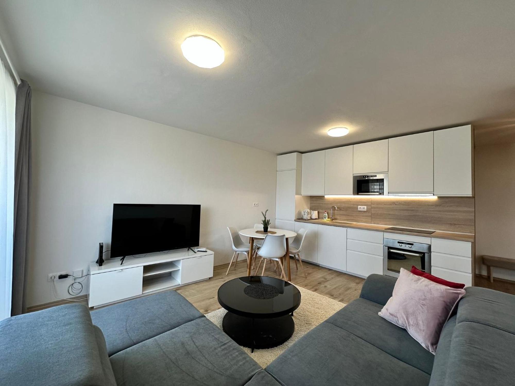 Novozariadeny Apartman Pri Starom Moste Bratysława Zewnętrze zdjęcie